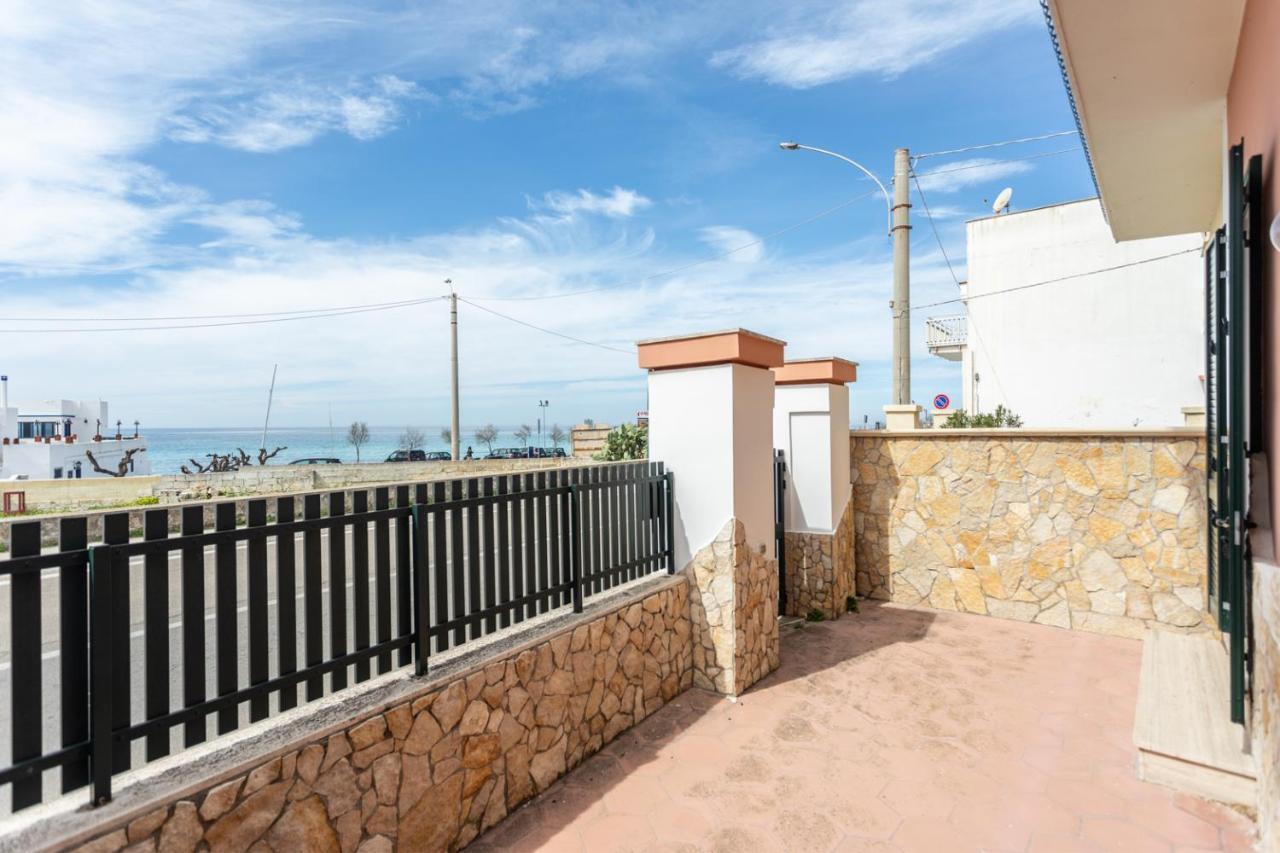 Villetta Bianca Sulla Spiaggia - Apulia Home Gallipoli Exterior foto